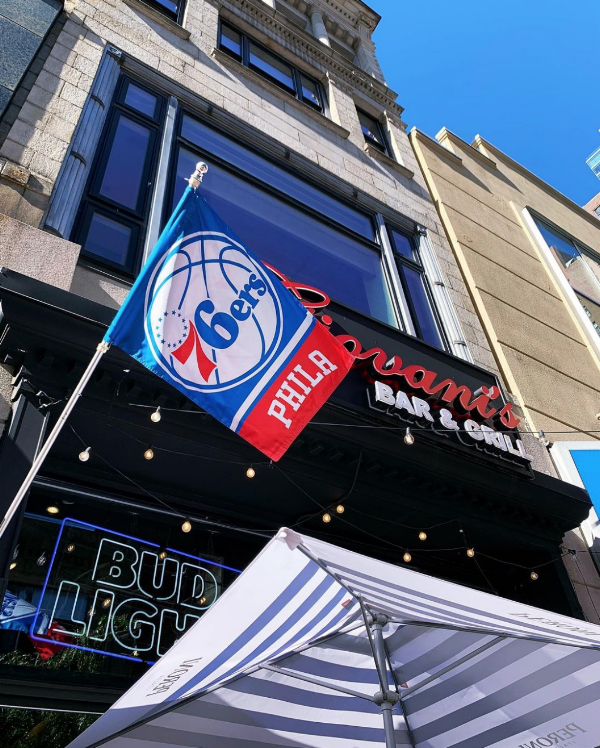 Giovani's - Restaurant and Sports Bar