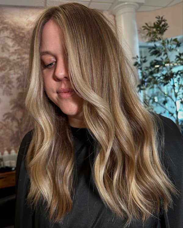 The love salon suite llc