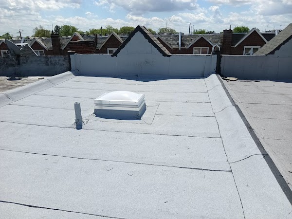 Universal Roofing & Contracting Inc.